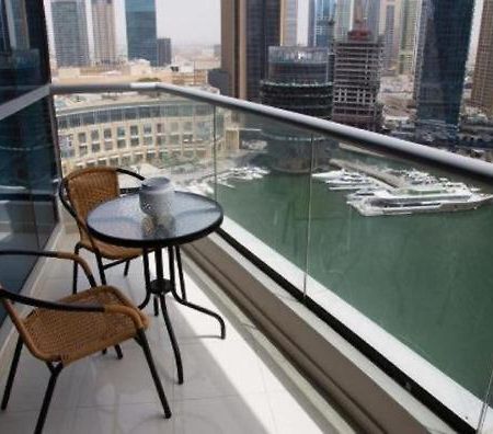 Studio - Bay Central Tower Apartment Dubai Bagian luar foto