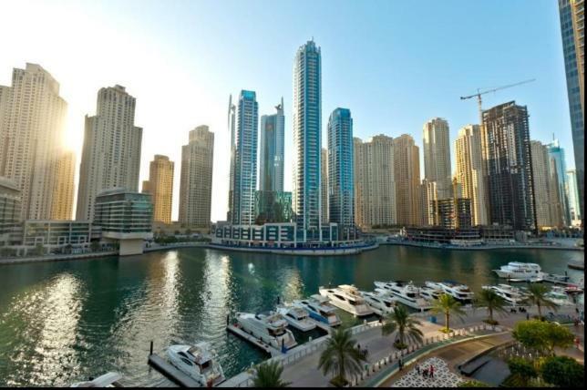 Studio - Bay Central Tower Apartment Dubai Bagian luar foto