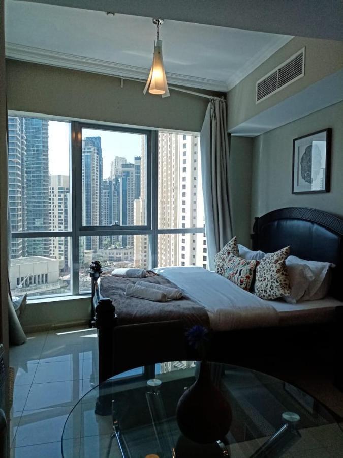 Studio - Bay Central Tower Apartment Dubai Bagian luar foto
